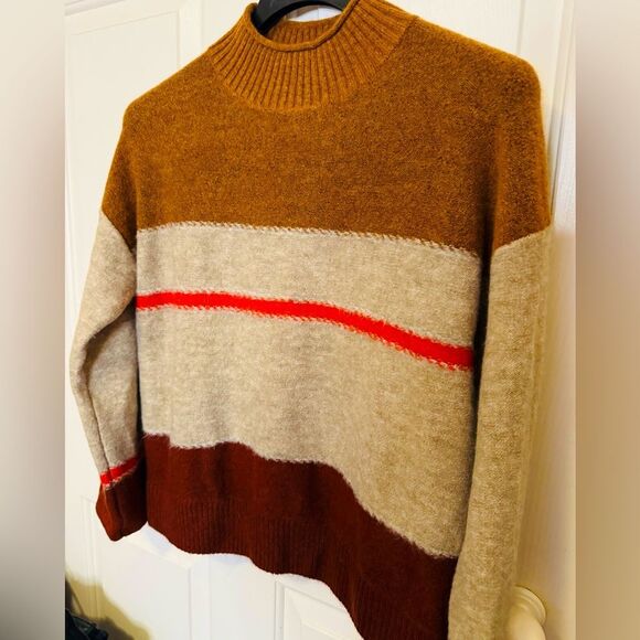 Universal Thread sweater size Medium NWOT - Picture 1 of 8